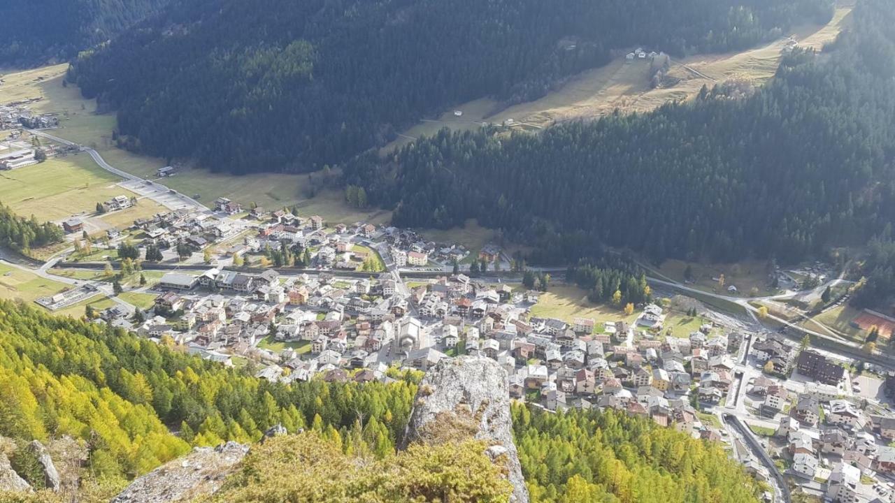 Appartamento Casa Lanfranchi Isolaccia Esterno foto